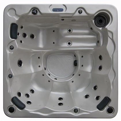 Vaj Kub Tub